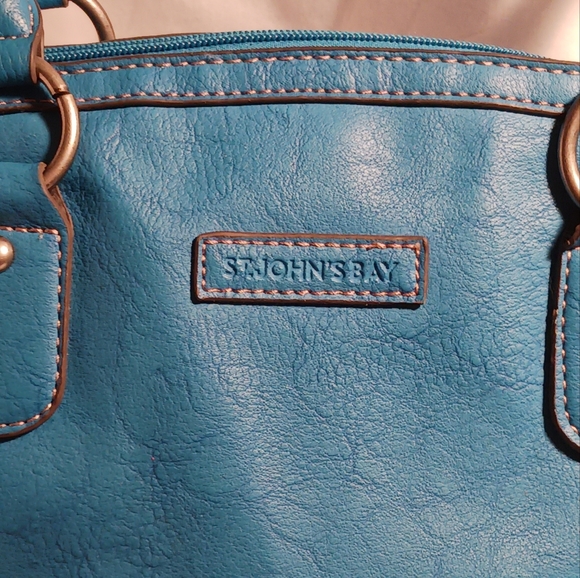 Like New St. JOHNS BAY Shoulder Bag - Picture 2 of 9